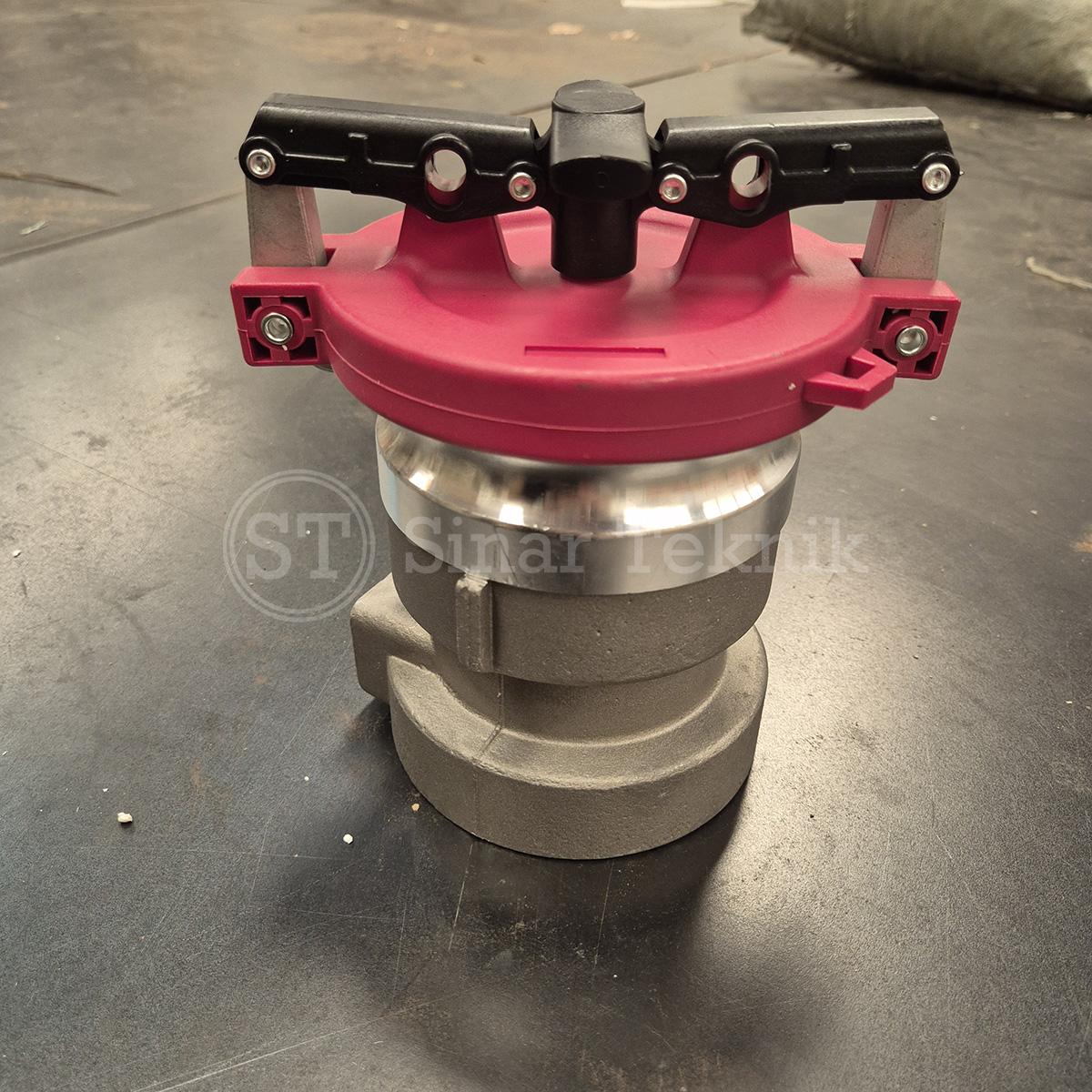 Oil Gas Recovery Coupling Beserta Dust Cap - Image 3