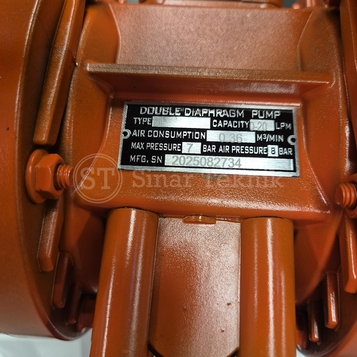 Diaphragm Pump Alloy Buna-N 1/2 Inch - Image 2